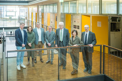 Von links nach rechts: John Weir, Luisa Pallares, Daniel Lede Abal, Ralf Sommer, Ministerpräsident Winfried Kretschmann, Susana Coelho, Peter Dayan